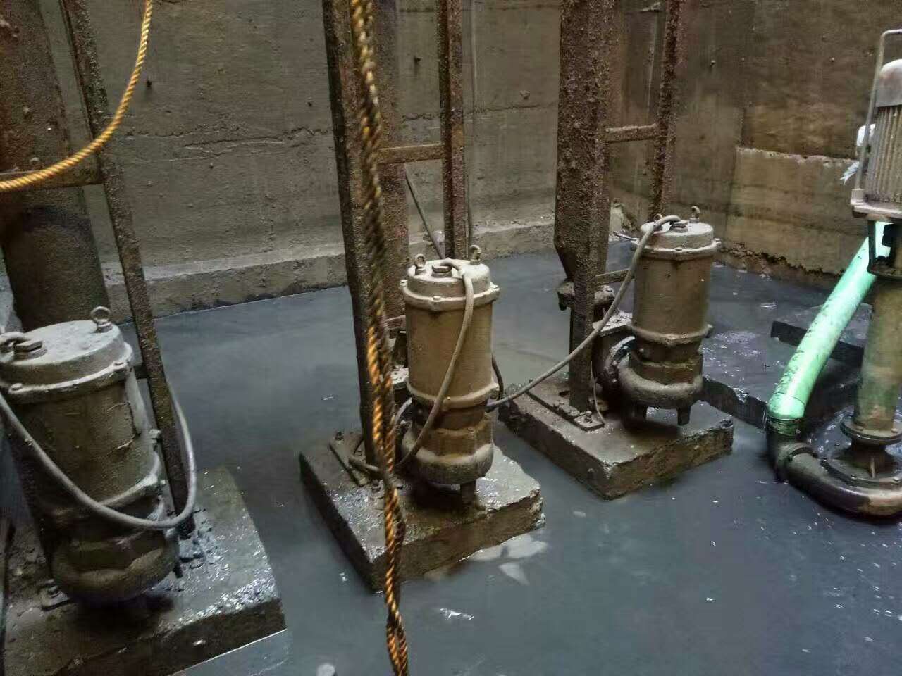 民和污水池清理